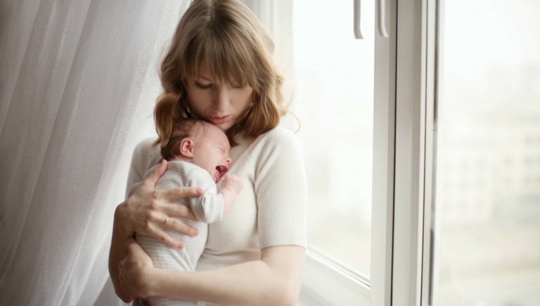 En Çaresiz Anımız: Ağlayan Bebeğe Yaklaşım