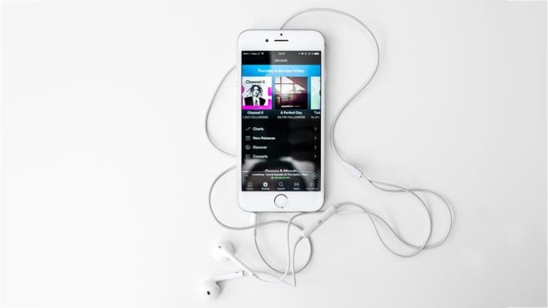 iPhone’da İnternetsiz Müzik Nasıl Dinlenir?