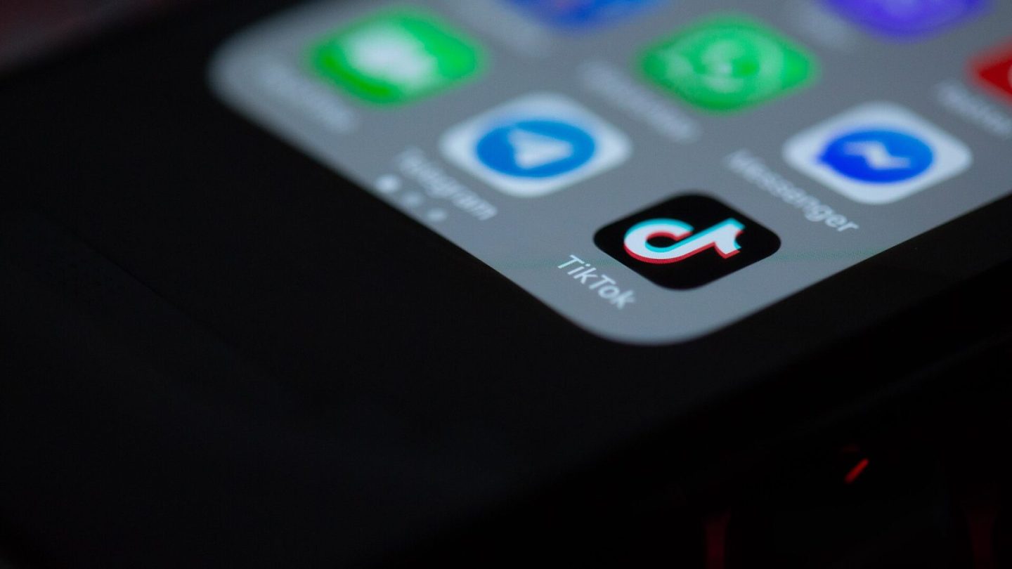 TikTok Yapay Zeka Destekli Alışveriş ve Tek Tıkla Ödeme Özelliğini Duyurdu