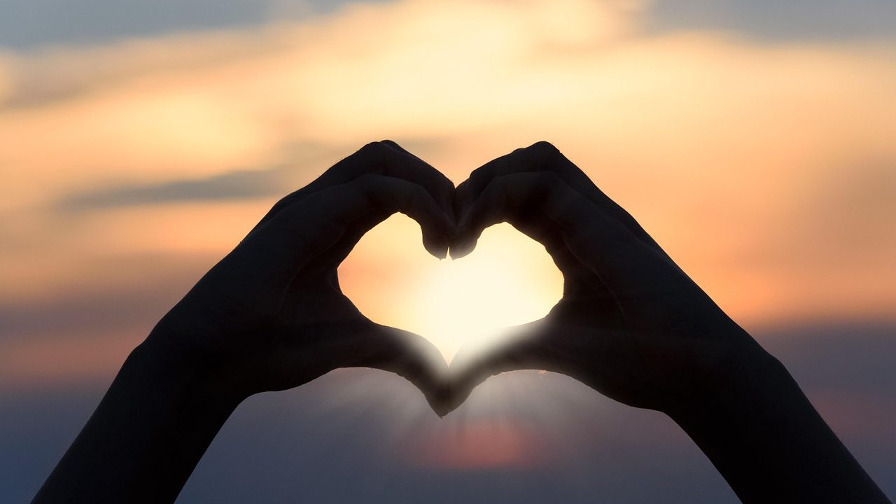 Aslan burcu uyumu ve astrolojik ilişki dinamikleri rehberi