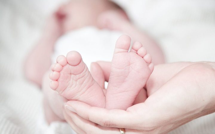 Bebeğim Sürekli Ağlıyor Diyenler: Saç Turnikesi Tehlikesi