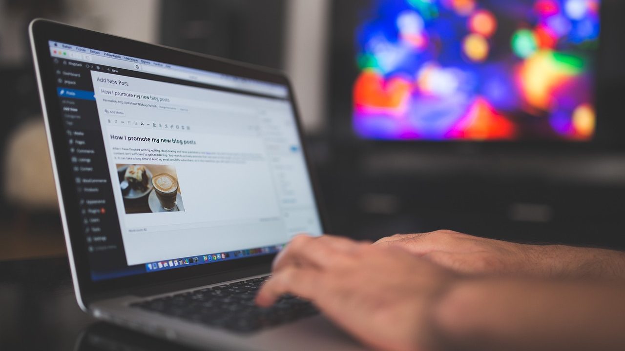 E-devlet giriş ekranı için bilgisayar ve akıllı telefon üzerinden kimlik doğrulama işlemi