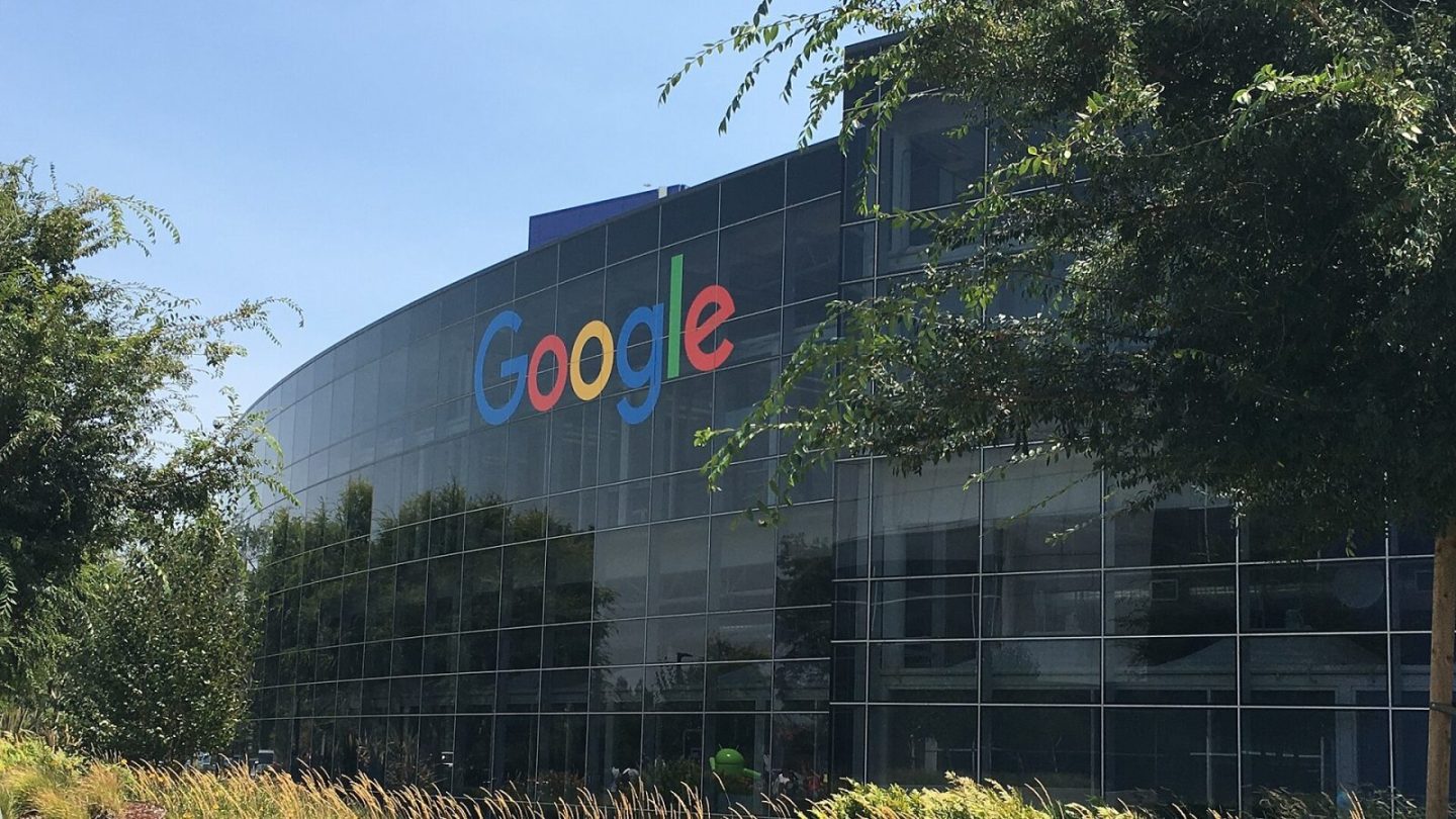 Google yapay zeka içerik doğrulama yönergeleri ve analitik verileri