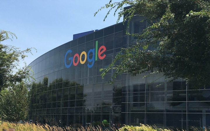 Google Yapay Zeka İçerik Yönergelerini Güncelledi: Manuel Doğrulama Şartı Geldi