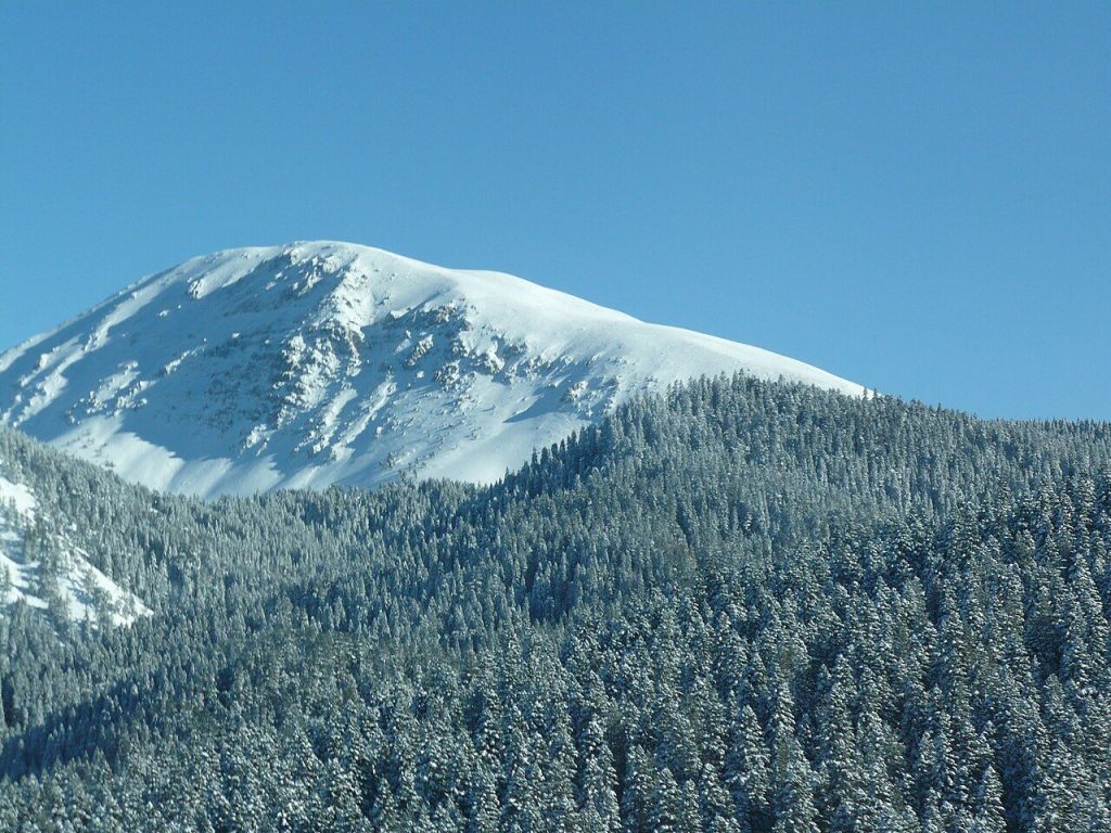 Ilgaz Dağı’nda Kamp Rehberi: Çadır Alanları ve Rotalar
