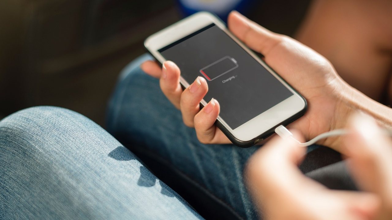 iPhone pil sağlığı kontrolü ve batarya ayarları ekranı