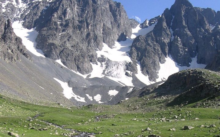 Kaçkar Dağları’nda Kamp ve Trekking: Rotalar ve Rehber