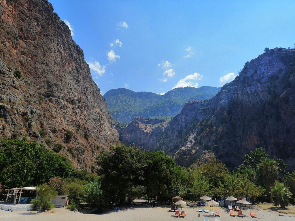 Muğla Kamp Alanları: Çadır Rotaları ve Rehber