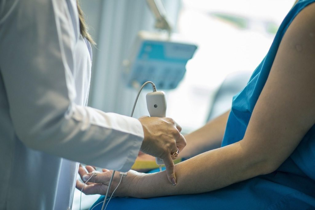 Pankreatit Nedir Belirtileri Nelerdir? Nedenleri ve Tanısı