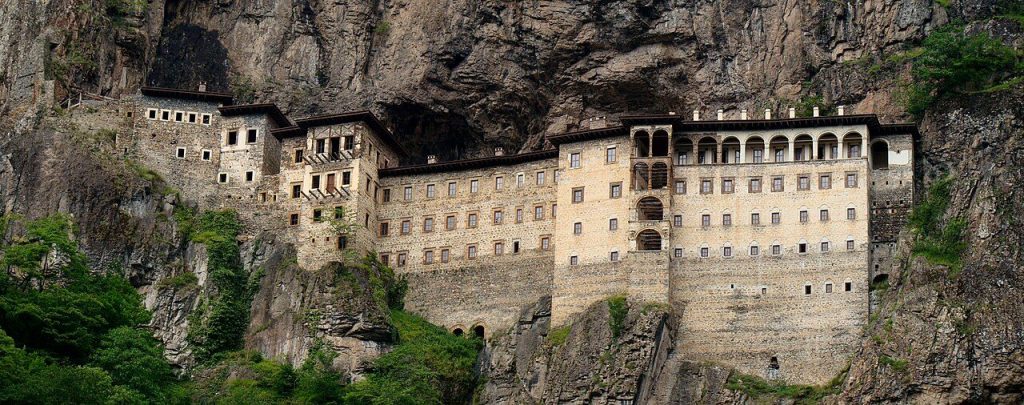 Trabzon Gezilecek Yerler: Tarihi Rotalar ve Doğa Rehberi